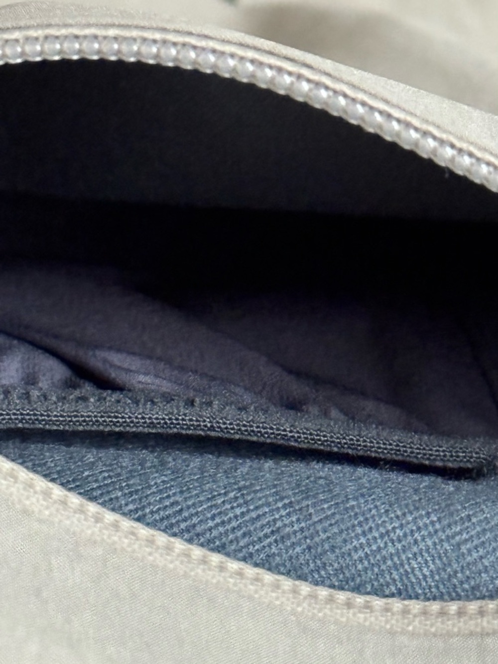 Patagonia NWT Men’s Untracked GORE-TEX Pants Seabird Grey S - Picture 8 of 12